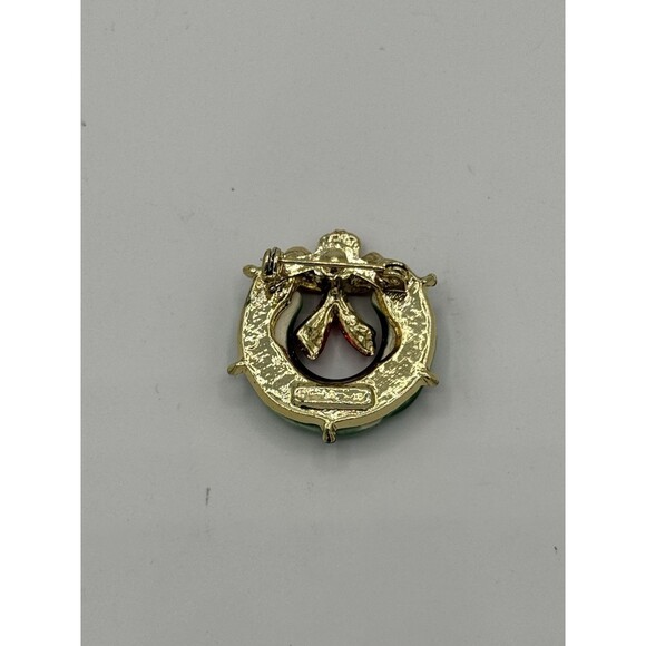 Ceramic Jewelry Brooch Pin Beatrix Christmas Wreath Gold Tone Red Bow Green - Picture 3 of 3